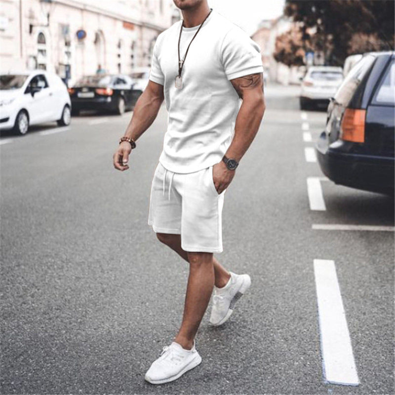 Men's active leisure wear: comfortable and stylish two-piece set for summer.