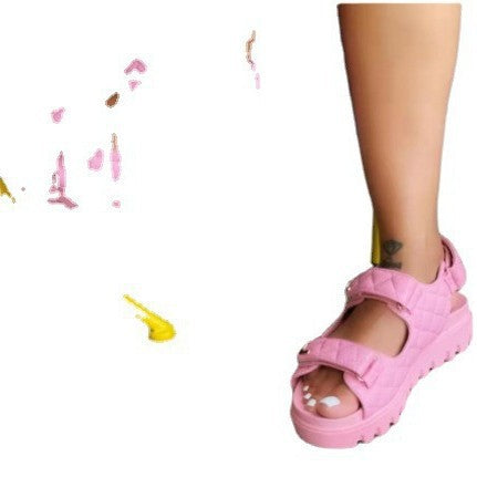 Chic women's platform sandals with supportive ergonomic design & anti-slip sole, ideal for everyday summer fashion.