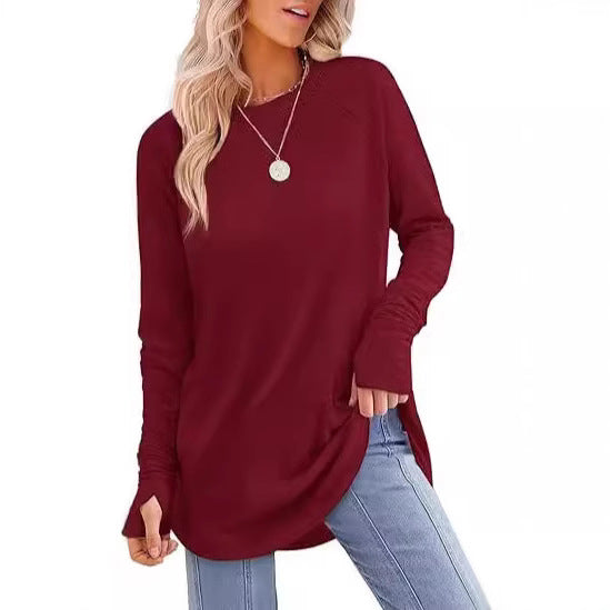 Casual women's long sleeve t-shirt, a chic modern top for stylish everyday outfits.
