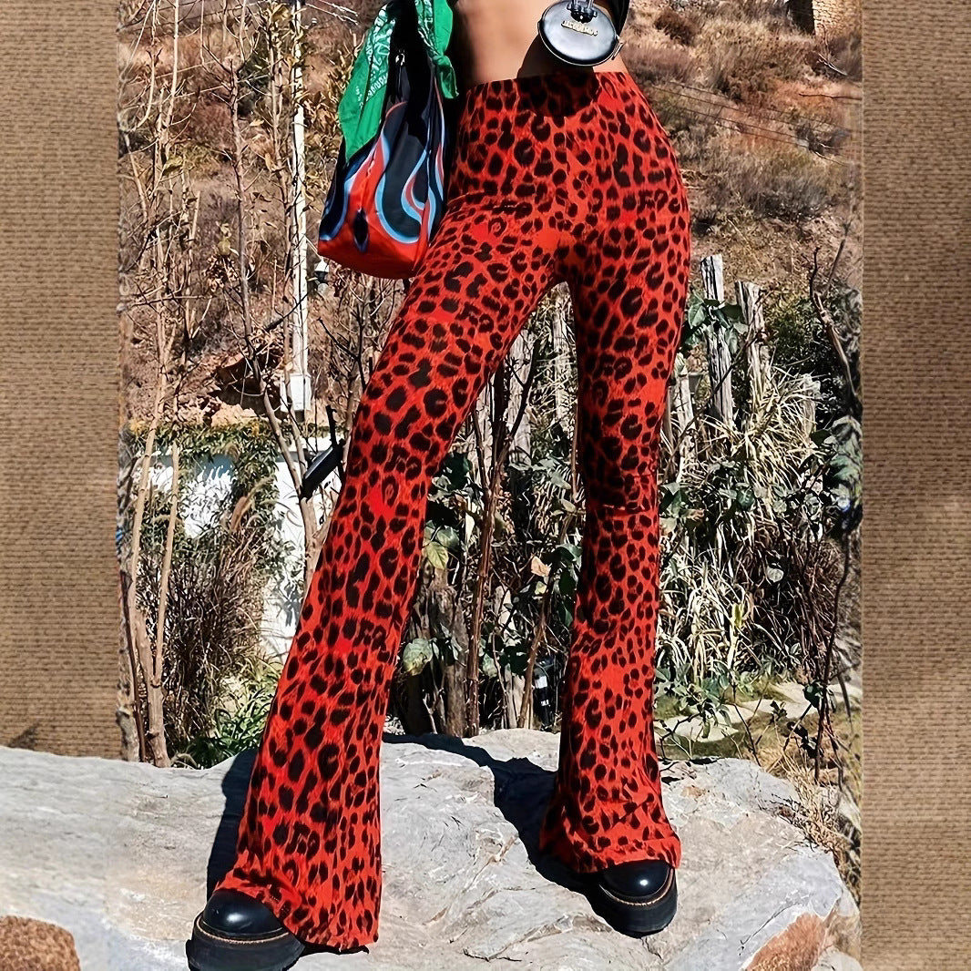 Comfortable women's leopard print flared pants, wide-leg design for fashionable and relaxed wear.