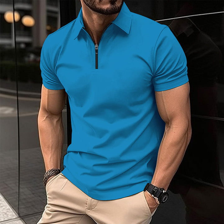 Stylish men's zip-up polo shirt, modern short sleeve design, effortless comfort & versatility.