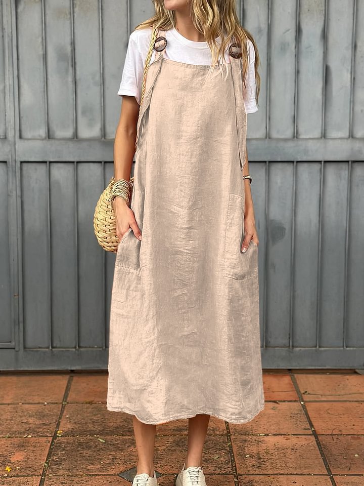 Everyday wear V-neck summer dress for women with adjustable straps and practical pockets.