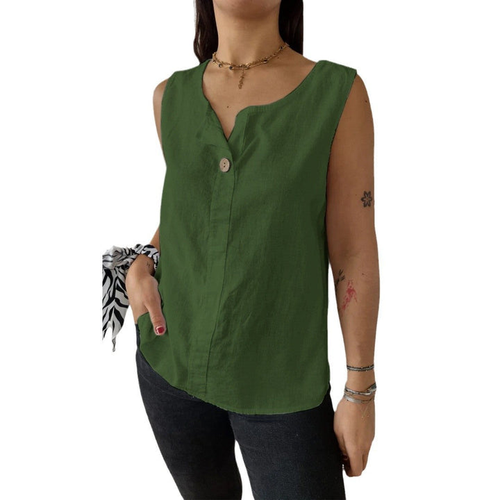 Stay cool in this women's lightweight sleeveless blouse with button details. A must-have for summer fashion.