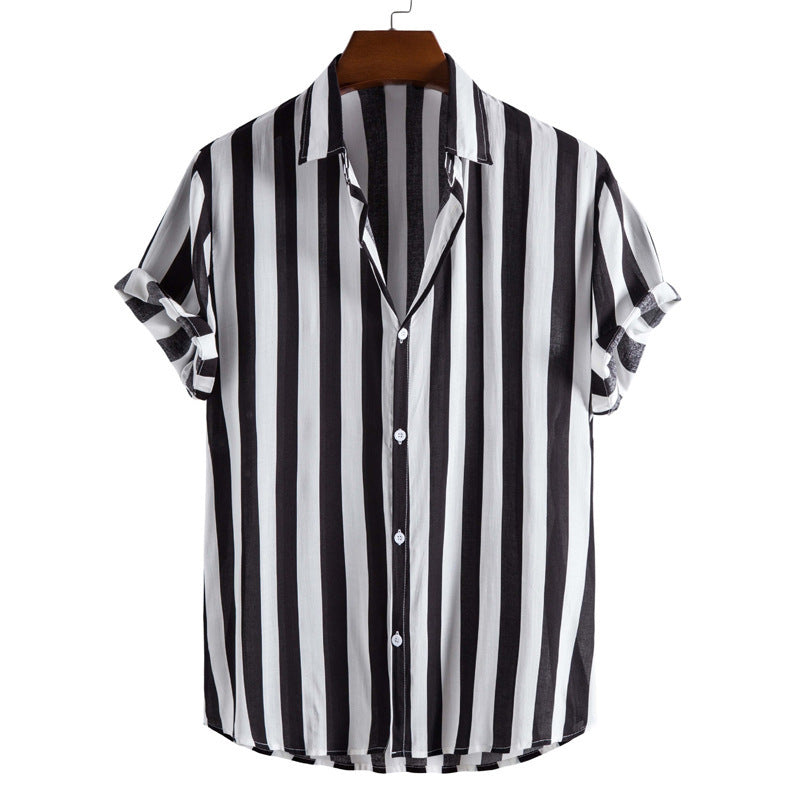 Stylish men's short sleeve striped shirt with relaxed fit. Trendy top for casual summer fashion.