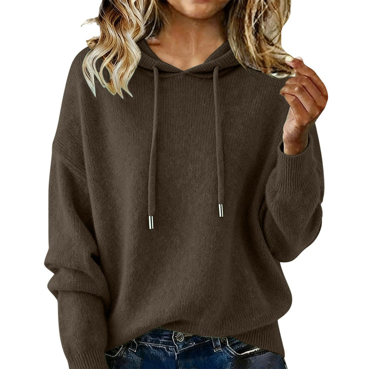 Effortless women's hooded sweatshirt, perfect casual top for comfortable and stylish everyday wear.