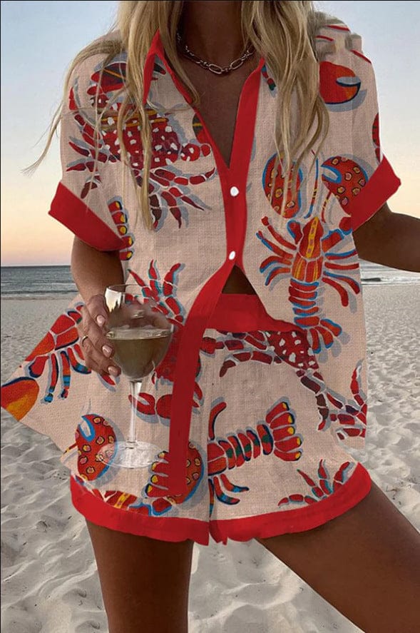 Trendy women's summer two-piece shorts set. A chic and comfortable casual outfit, ideal for sunny days and travel.