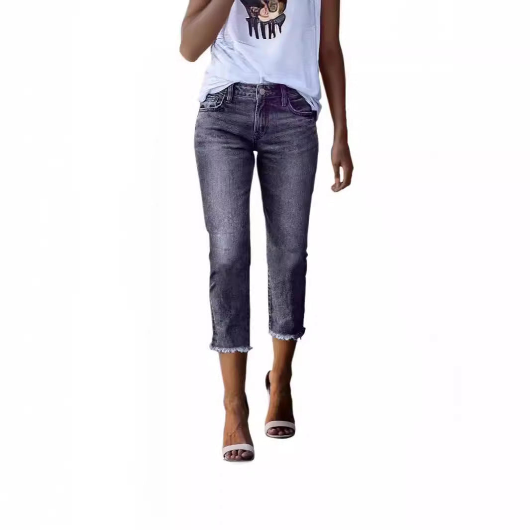 Women's modern fit cropped denim, high-waisted, perfect for trendy spring-summer looks.