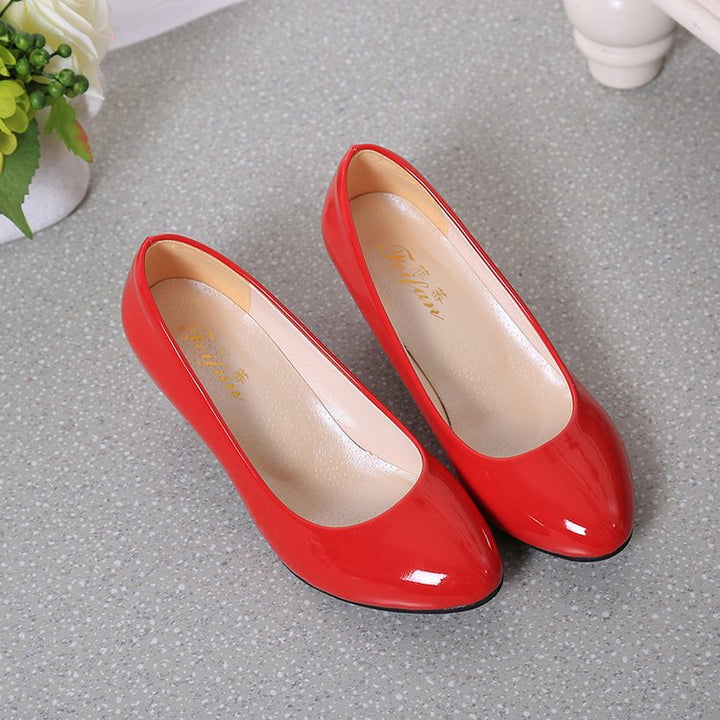 Comfortable women's high heel pumps, classic pointed-toe design for daily office wear & elegant events.