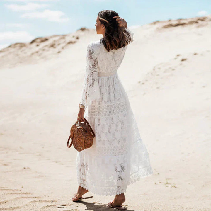 Versatile women's long sleeve maxi dress with a flowy fit. Ideal as a casual boho summer or autumn dress.