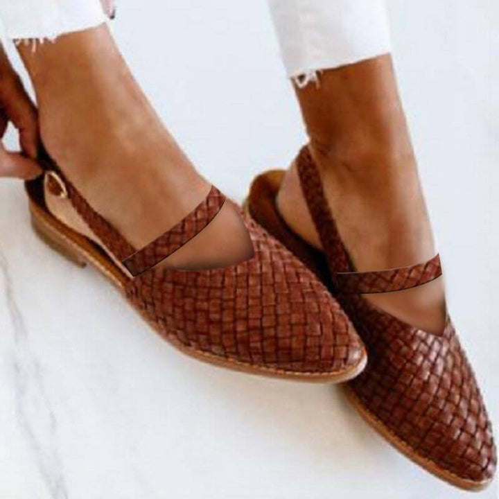 Stylish women's everyday sandals, combining unique design with comfortable wear. Perfect trendy summer footwear.