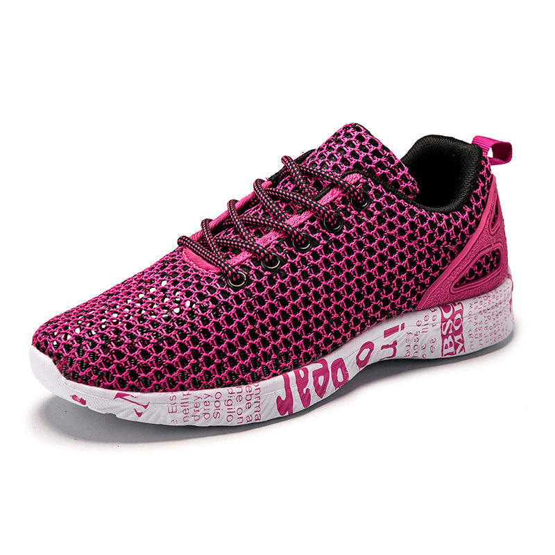 Versatile men's athletic shoes. Lightweight & breathable, perfect for running, walking, or daily active wear.