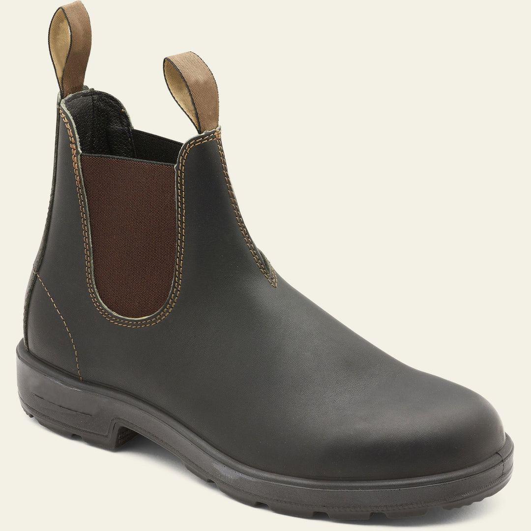 Versatile men's pull-on Chelsea ankle boots, perfect for casual or semi-formal outfits, offering comfort and style.