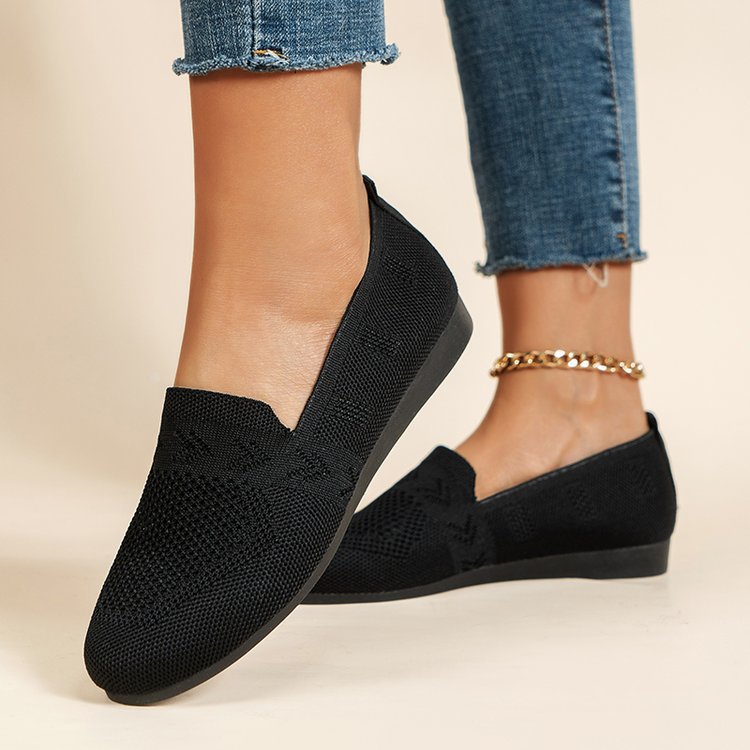 Ladies chic, stylish, and comfortable breathable slippers for everyday indoor wear.