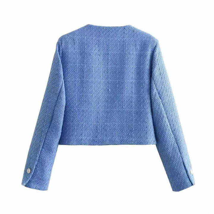 Elegant women's blazer, ideal for professional wear and a sophisticated office ensemble.