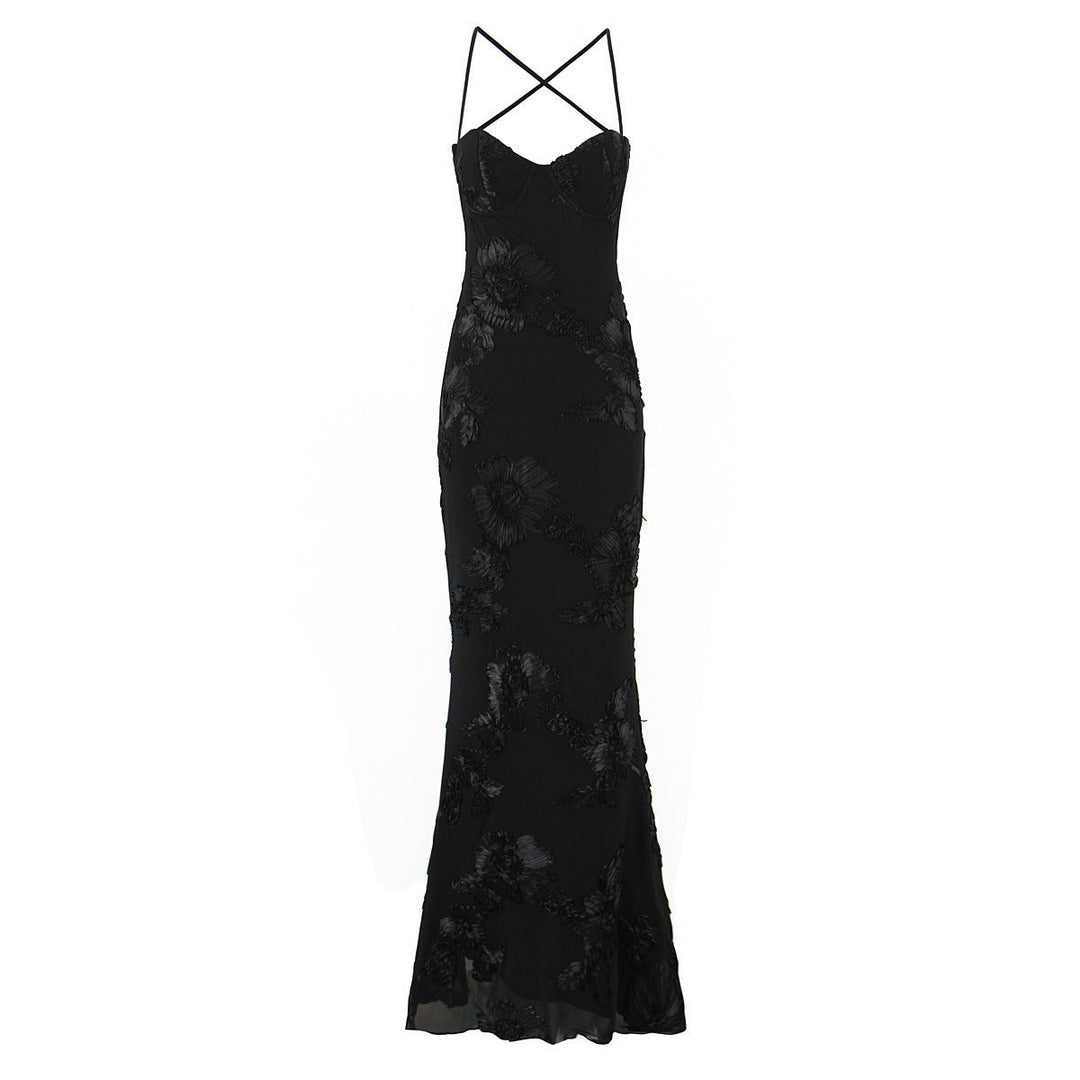 Stunning women's strapless-style lace maxi dress with elegant open back. Ideal for evening & parties.