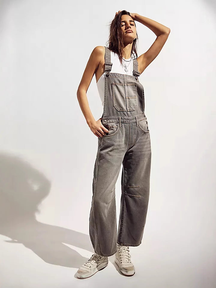 Adjustable women's oversized overalls, relaxed fit jumpsuit. Ideal for comfy, casual daily wear & versatile styling.