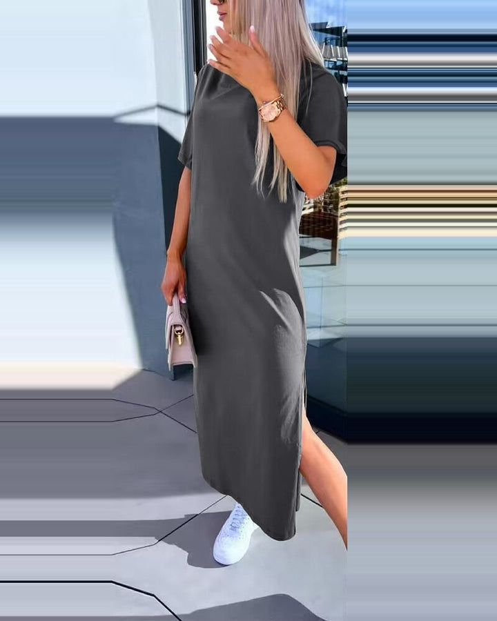 Trendy oversized midi t-shirt dress for women, blending effortless style with ultimate casual comfort.