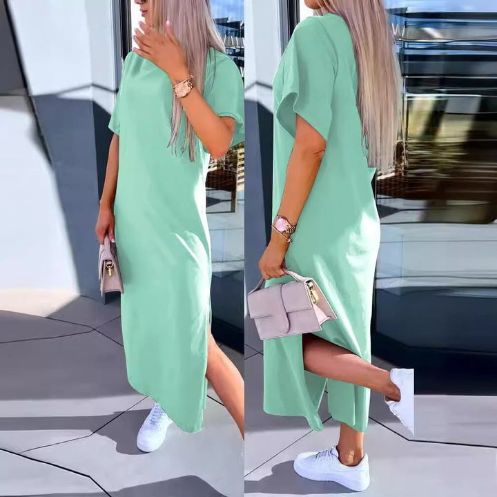 Soft women's oversized midi t-shirt dress, effortless and comfortable, great for relaxed summer fashion.