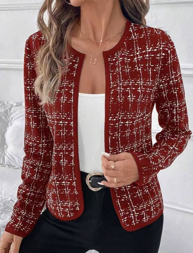 Sophisticated women's structured blazer, elegant contrast trim. Ideal for professional wear & smart casual.