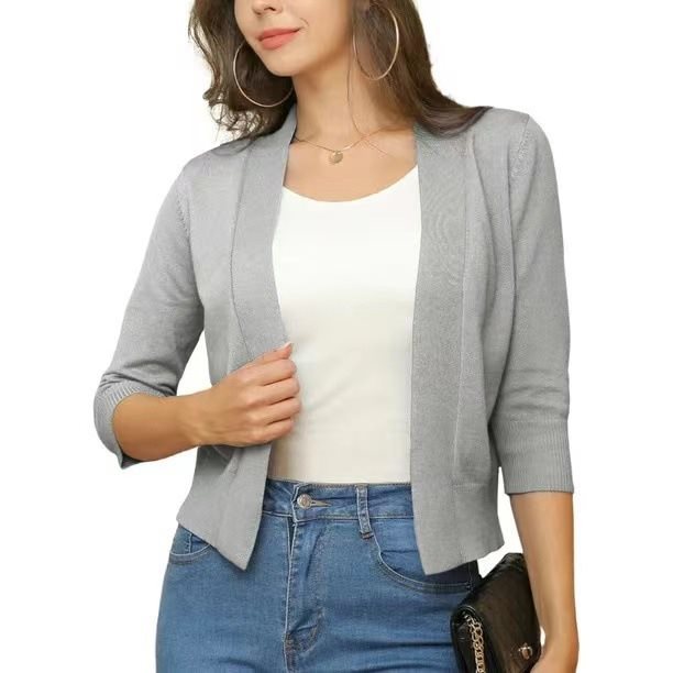 Stylish women's top: open-front cardigan, 3/4 sleeves, ideal for casual fashion.