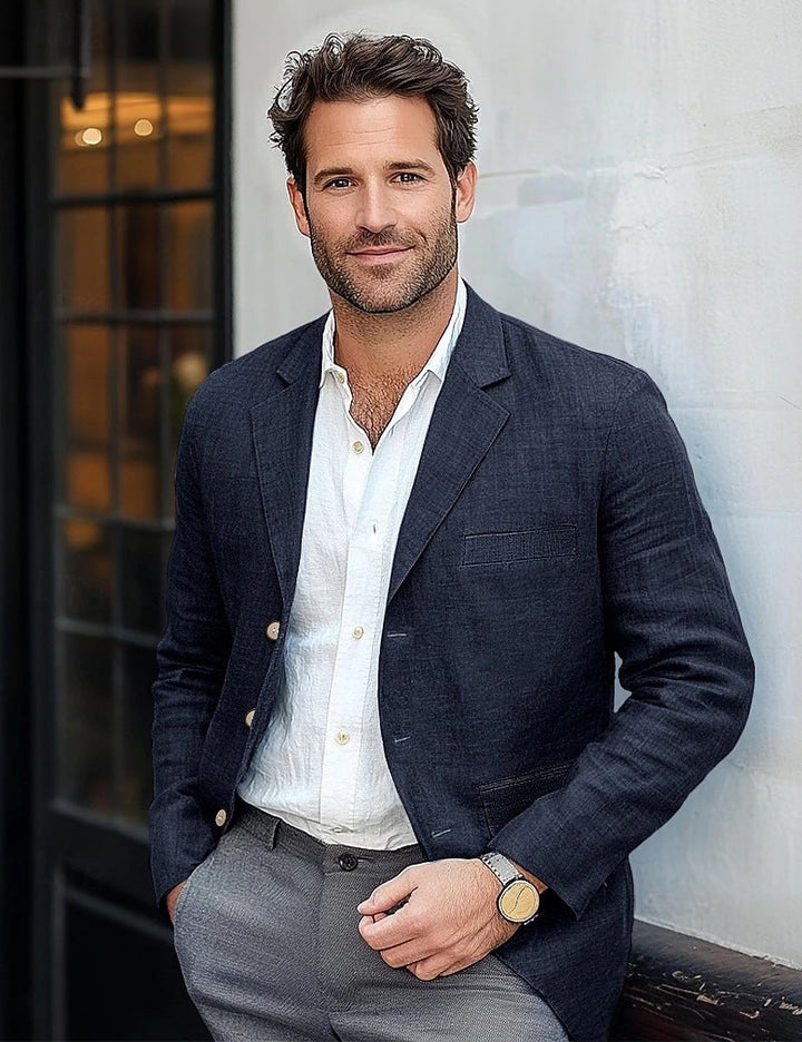 Comfortable men's casual blazer, a sleek jacket for smart-casual events & everyday style.