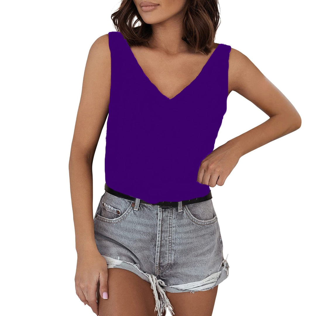 Everyday essential women's sleeveless V-neck top, ultimate summer comfort.
