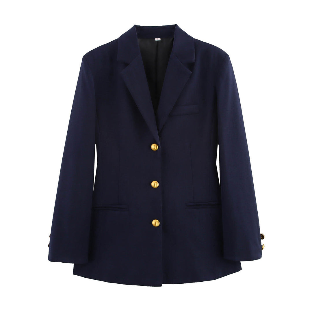 Stylish women's tailored blazer with gold buttons. An elegant structured jacket, ideal for office wear or smart casual outfits.
