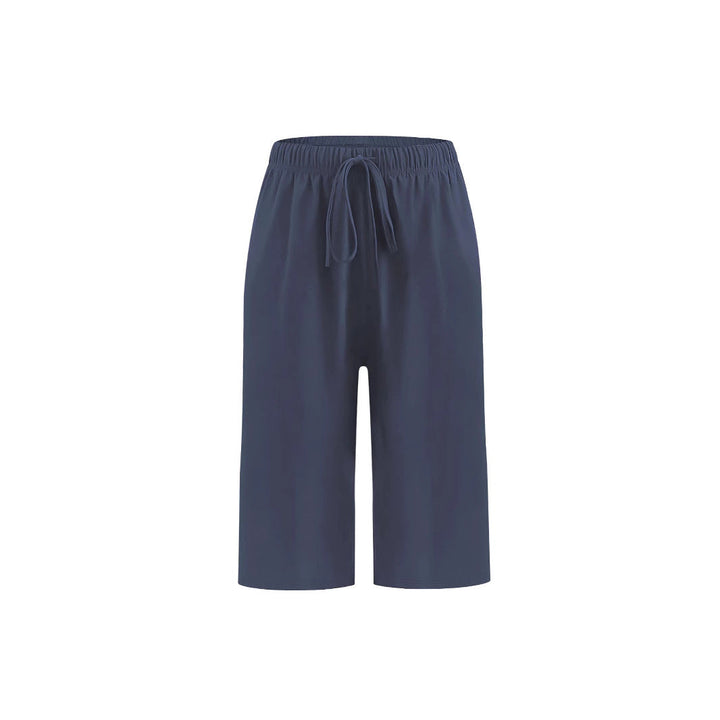 Versatile women's stretch Bermuda shorts, offering a comfortable relaxed fit for any casual summer occasion.