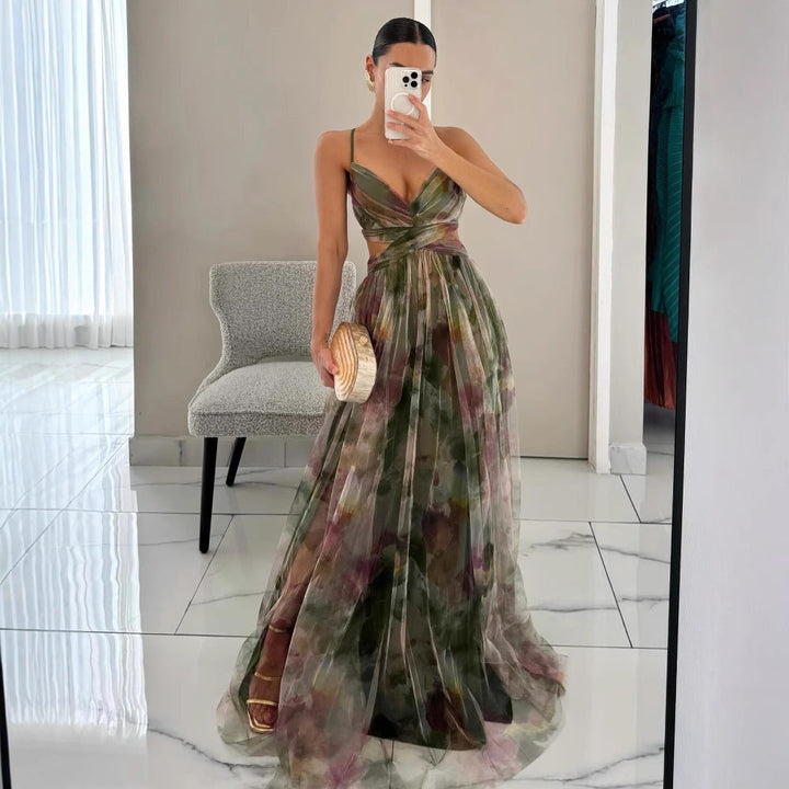 Chic women's floral maxi dress, an elegant spaghetti strap V-neck perfect for evening parties & formal events.