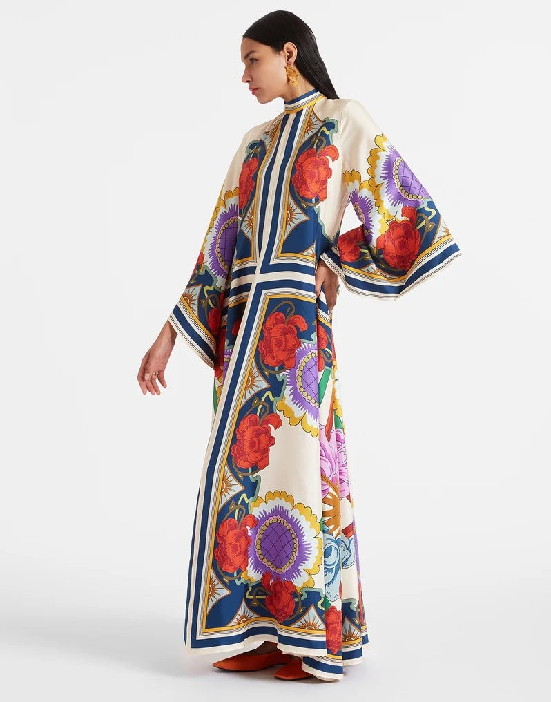 Chic women's work dress, elegant 3D print, three-quarter sleeves, A-line cut, comfortable & flowy.