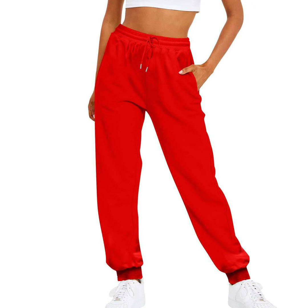 Women's tapered fit sport pants, designed for comfort with an elastic waist and handy side pockets.