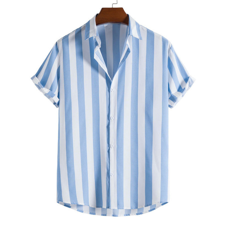 Trendy men's striped short sleeve shirt, relaxed fit for summer comfort. Stylish casual button-up.