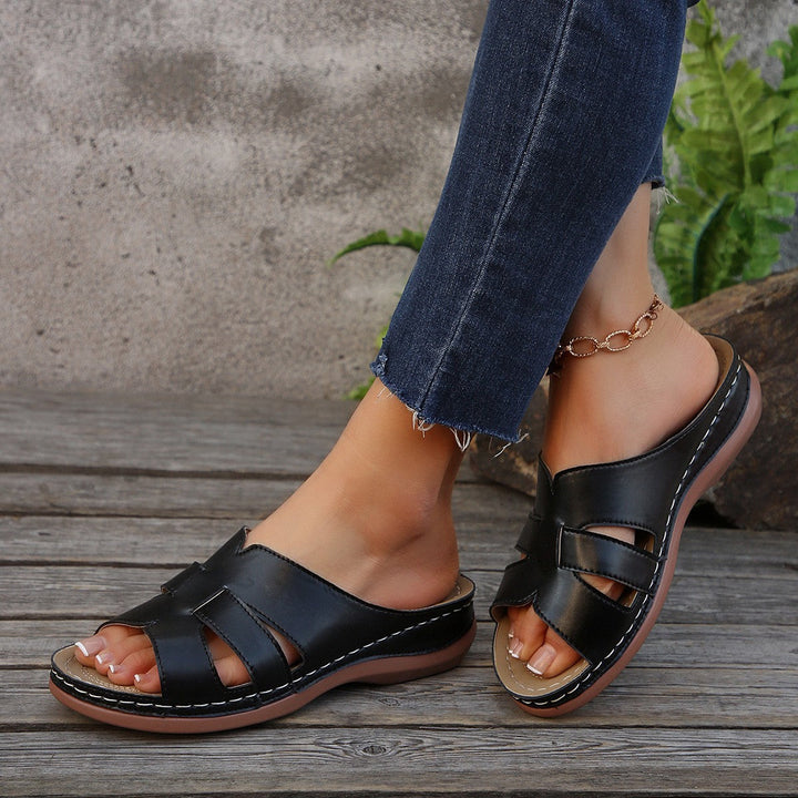 Women's elegant strap sandals with a soft, comfortable insole & non-slip sole for all-day summer wear.