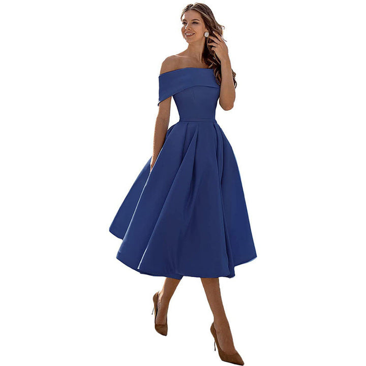 Stylish women's strapless evening wear cocktail dress, perfect for a sophisticated special occasion.