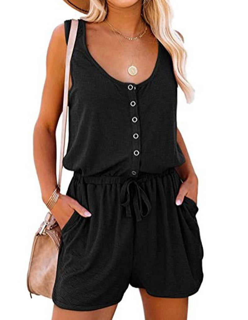 Comfortable women's buttoned jumpsuit, sleeveless with pockets, perfect for elegant or casual summer wear.