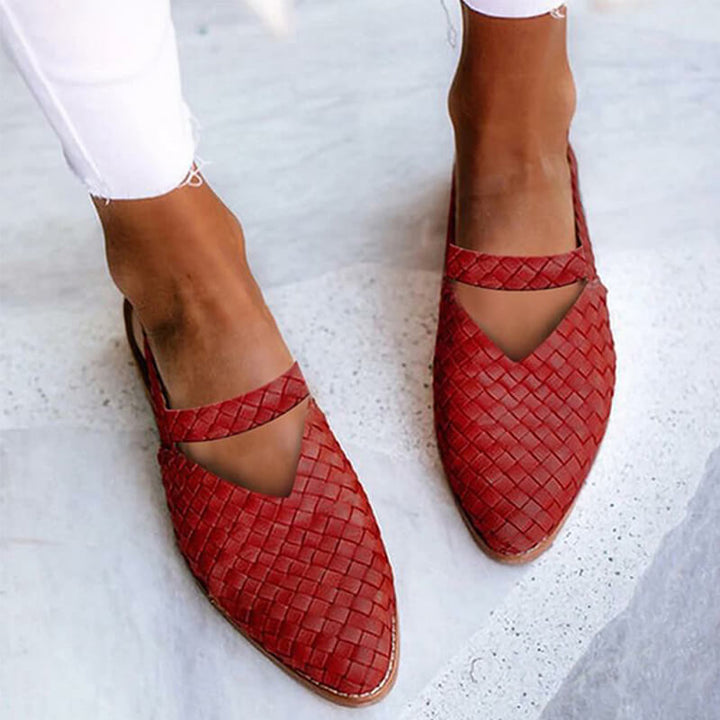 Comfortable women's slip-on walking sandals, featuring a unique and stylish design for everyday summer adventures.