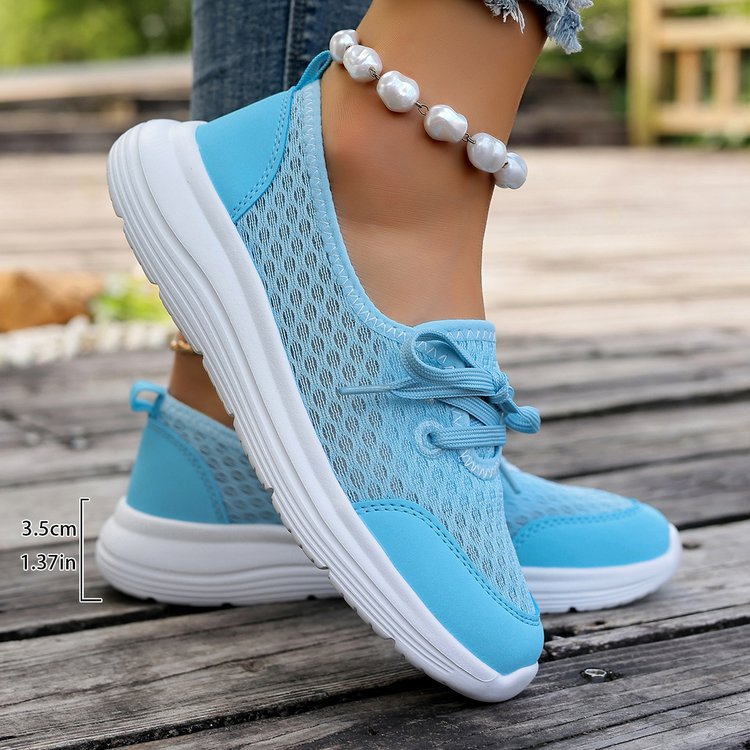 Stylish women's casual shoes, ultra-lightweight design for leisure and active wear.