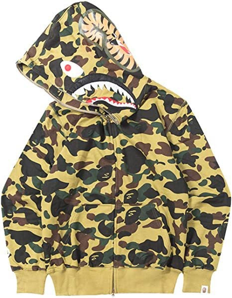 Soft fabric women's camouflage print hoodie jacket. Cozy modern activewear top for comfortable casual wear.