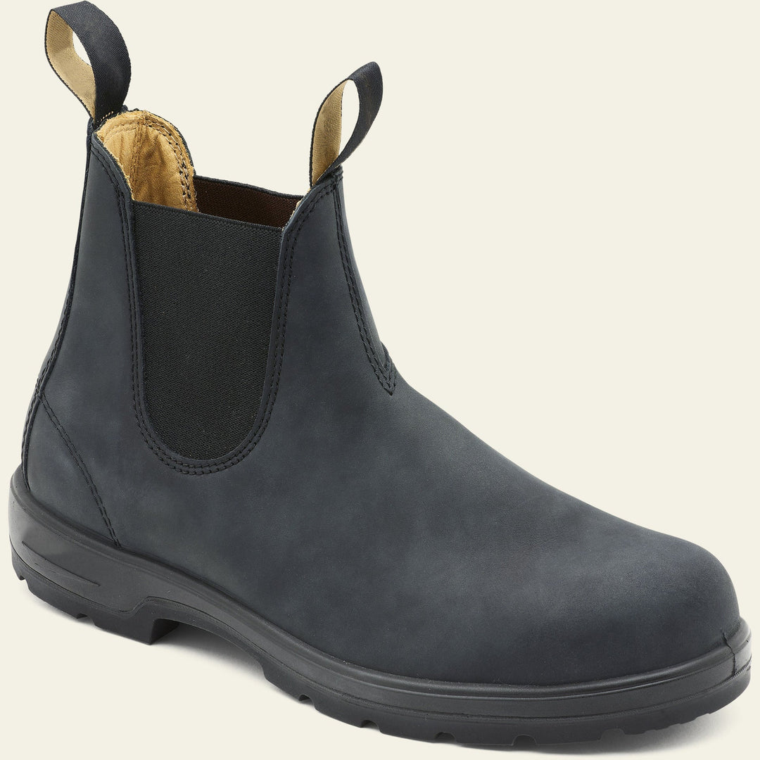 Durable men's Chelsea ankle boots in premium leather, designed for long-lasting wear with a comfortable, versatile fit.