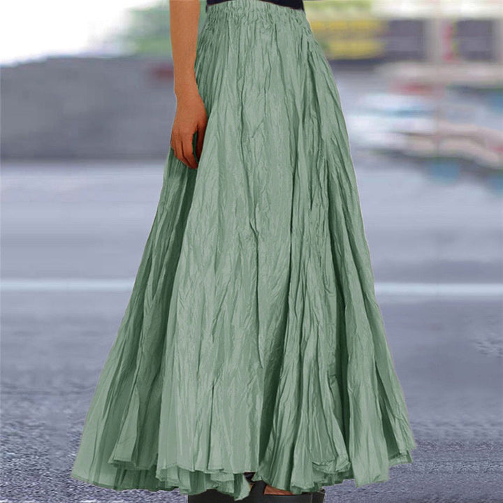Fashionable women's flowing A-line maxi skirt, elastic waist, a wardrobe essential.