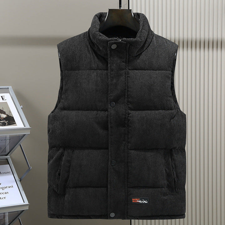 Stylish men's puffer vest, a versatile quilted sleeveless jacket for winter fashion & outdoor activities.