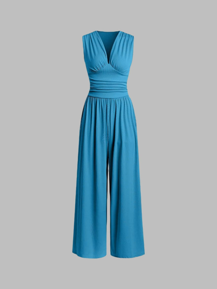 Stylish women's sleeveless wide-leg jumpsuit. Elegant, comfortable & versatile for modern fashion.