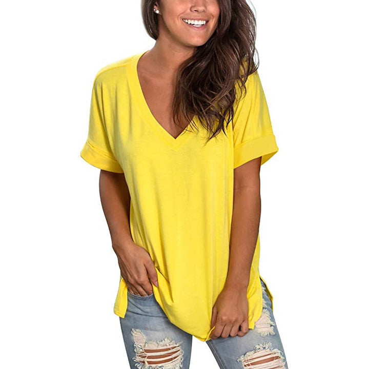 Comfortable V-neck short-sleeve women's t-shirt, perfect for versatile everyday fashion.