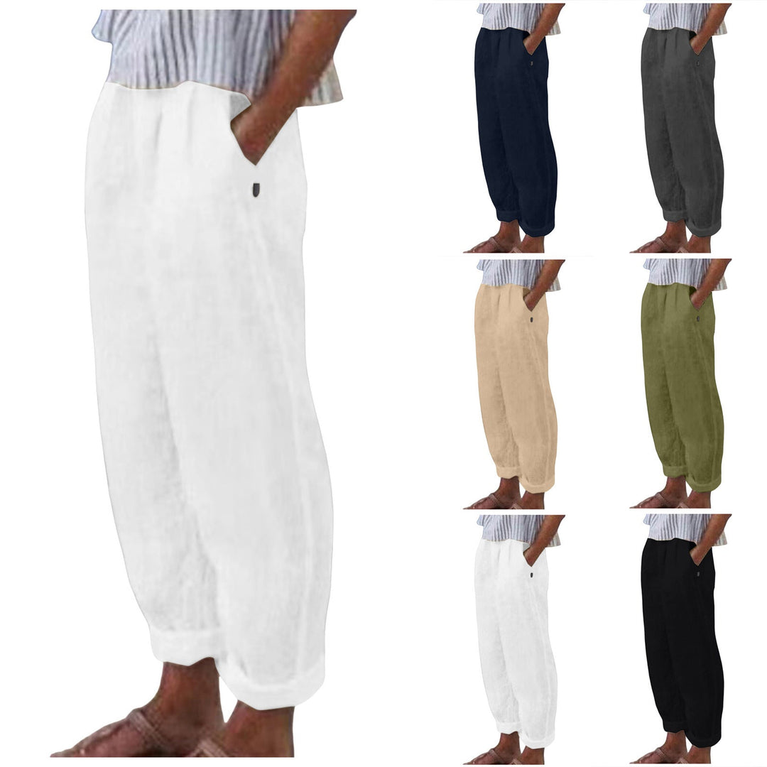 Women's relaxed fit trousers with functional side pockets, perfect for comfortable everyday casual style.