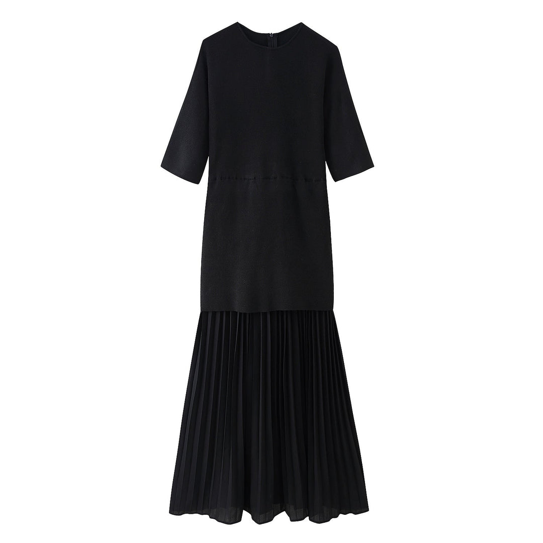 Chic women's party dress, a long pleated maxi gown with short sleeves, suitable for formal events & evening wear.