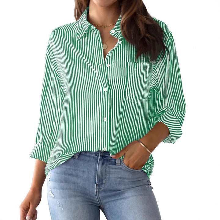 Lightweight women's striped shirt, loose-fitting, ideal for summer fashion.