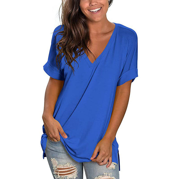 Everyday comfort V-neck t-shirt for women, a stylish short-sleeve top for casual wear.