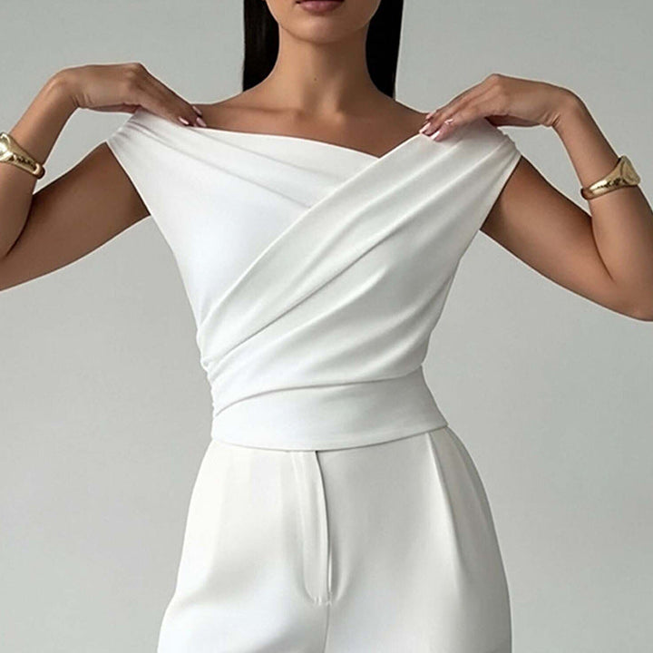 Chic women's long-sleeve wrap blouse, elegant design with a stylish cutout. Versatile for any occasion.