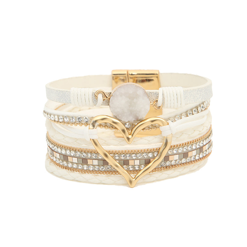 Women's jewelry: bohemian natural stone bracelet adorned with a radiant rhinestone heart charm.