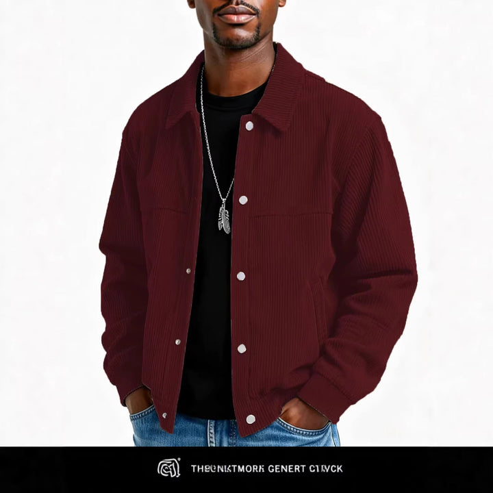 Stylish men's multi-pocket quilted jacket, ideal for casual spring & fall outings.